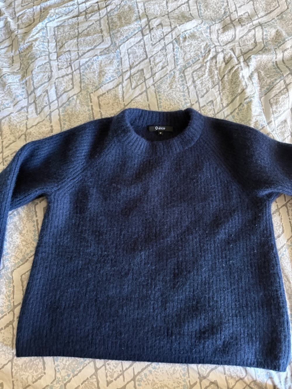 Quince women’s light Navy cashmere Crewneck Sweater